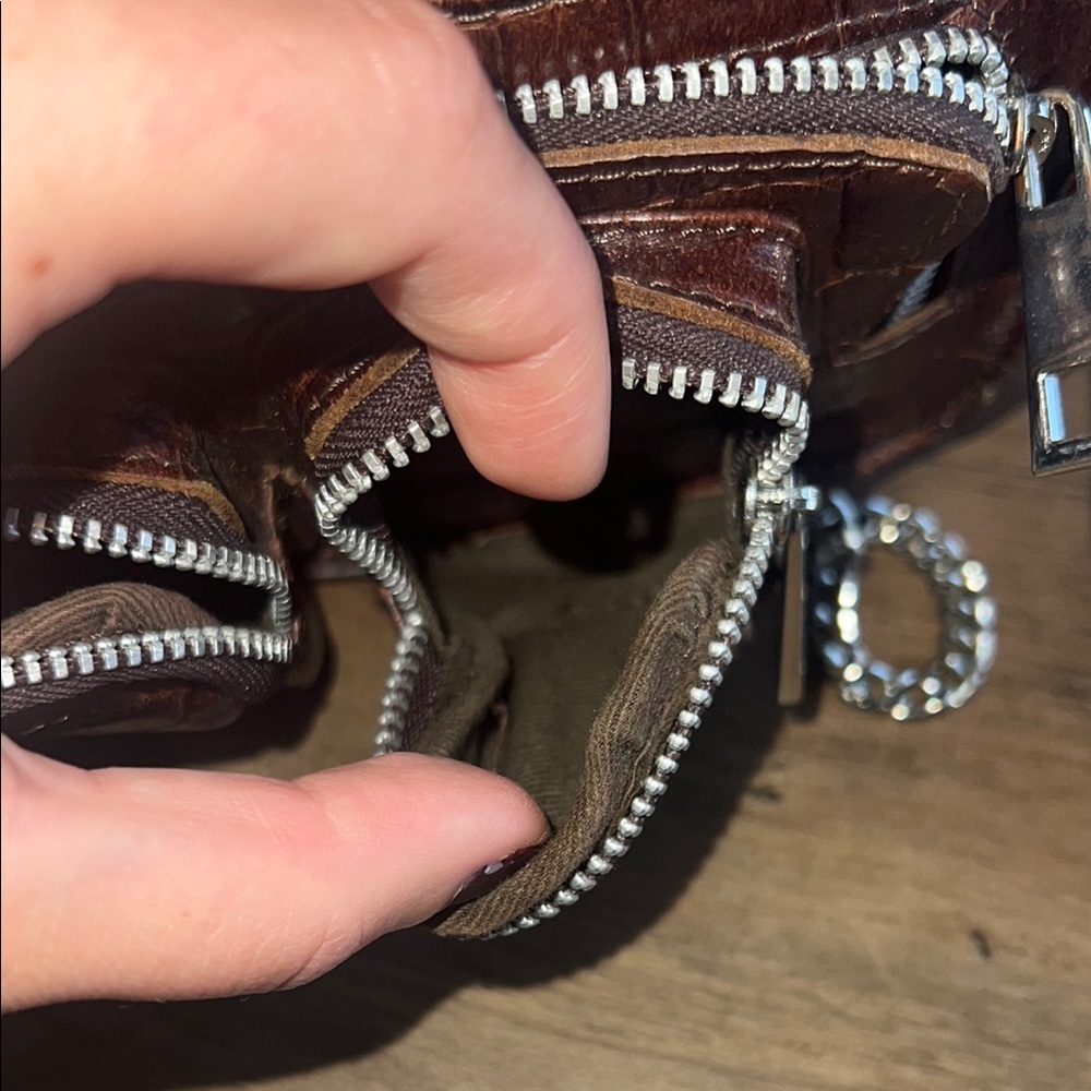 Brown Croc-Embossed Crossbody Bag - Picture 6 of 10